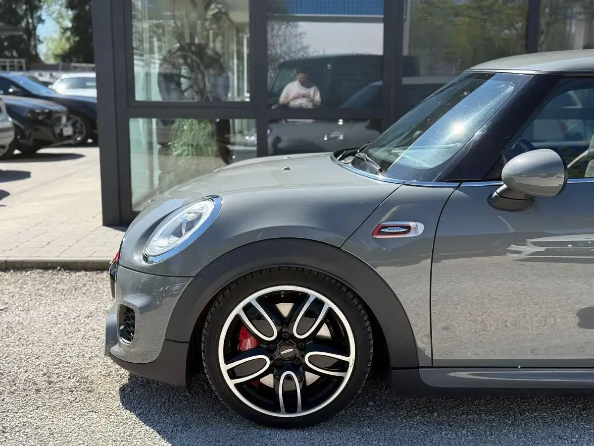 Gebraucht Mini John Cooper Works 231 PS (169 kW) 2017 Grau Kleinwagen