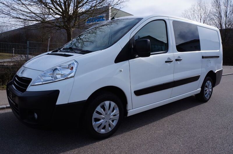 Gebraucht Peugeot Expert 163 PS (119 kW) 2015 Weiß Van