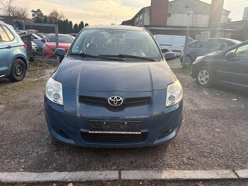 Blau Gebraucht 2007 Toyota Auris Executive Limousine | 2.999 € (Fairer Preis) - Bild 1/4