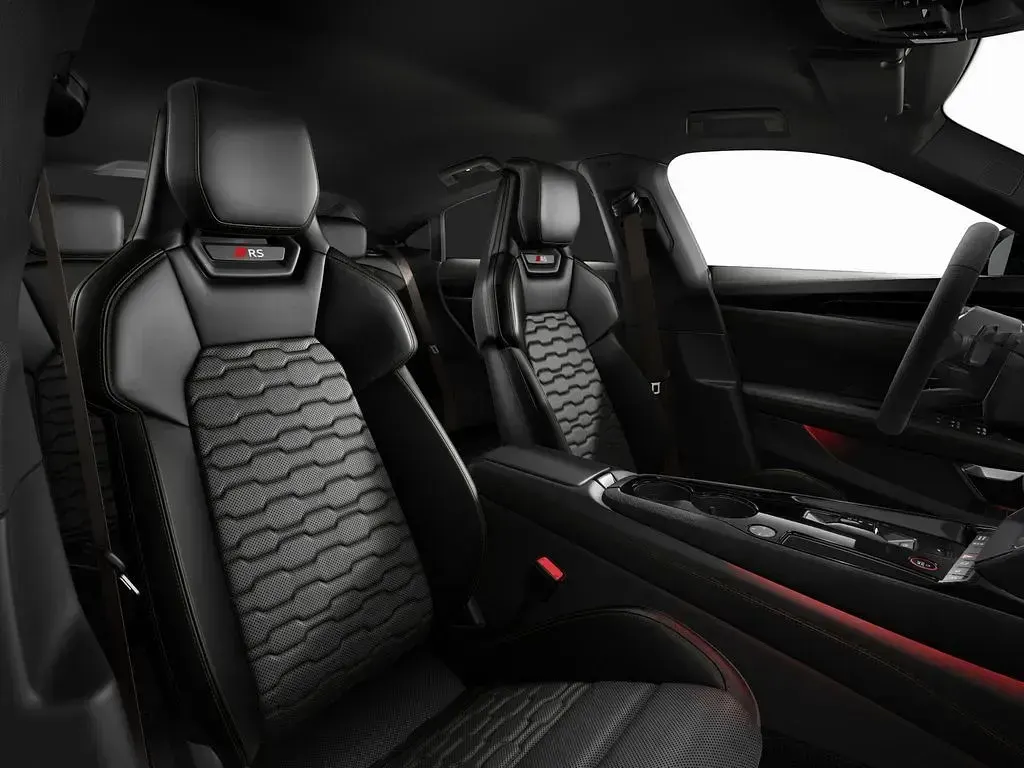 Gebraucht Audi RS e-tron GT Performance 620 kW (843 PS) 2025 Nimbusgrau perleffekt Limousine