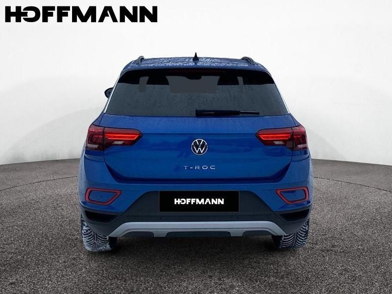 Gebraucht VW T-Roc Move 150 PS (110 kW) 2024 Ravenna blue metallic SUV