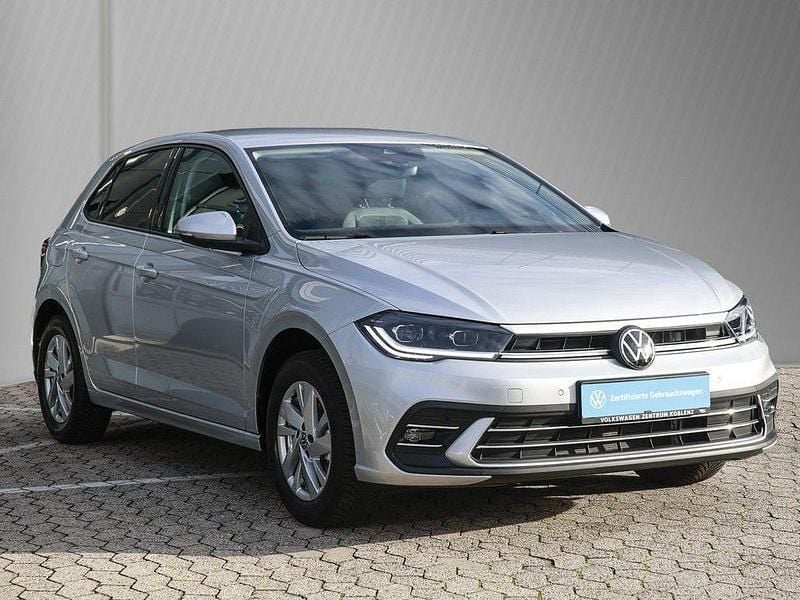 Gebraucht VW Polo Style 95 PS (69 kW) 2025 Reflexsilber metallic Limousine