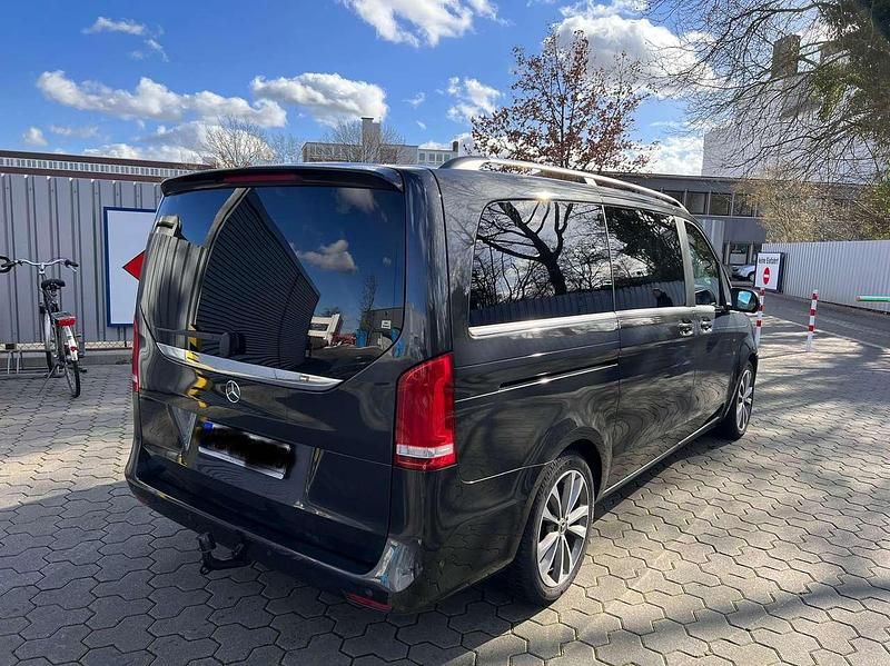 Gebraucht Mercedes E250 190 PS (139 kW) 2020 Schwarz Kombi