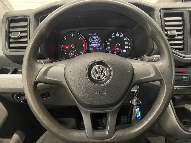 Gebraucht VW Crafter 140 PS (102 kW) 2022 Blau Van