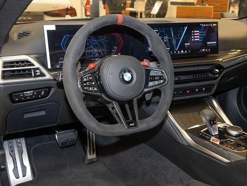 Neu BMW M4 Competition Edition 530 PS (389 kW) 2025 Orange Coupé