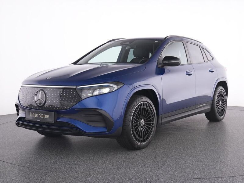 Blau metalliclack spektralblau Gebraucht 2024 Mercedes EQA300 AMG SUV | 38.995 € (Fairer Preis) - Bild 1/4