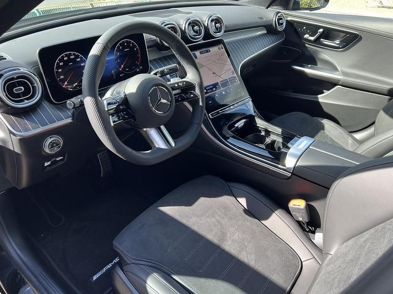 Gebraucht Mercedes C180 AMG 170 PS (125 kW) 2024 Schwarz Limousine