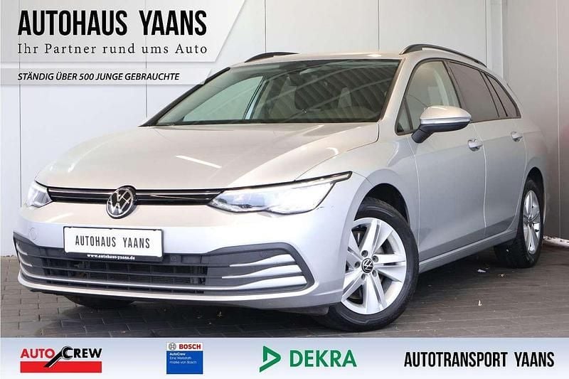 Silber Gebraucht 2021 VW Golf VIII Life Kombi | 13.989 € (Superpreis) - Bild 1/4