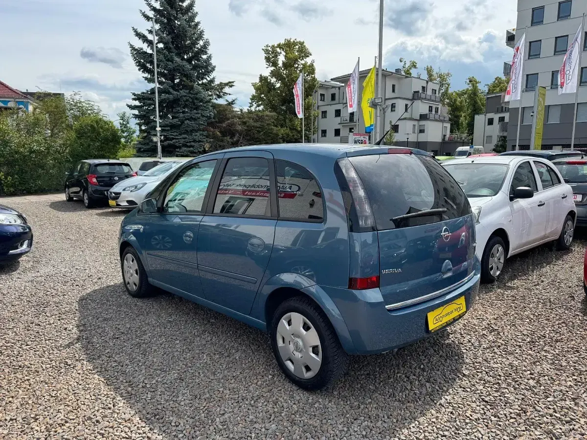 Gebraucht Opel Meriva Edition 90 PS (66 kW) 2010 Blau Van / Kleinbus