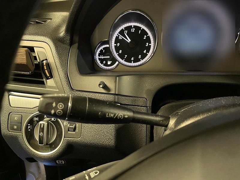 Gebraucht Mercedes E250 207 PS (152 kW) 2010 Weiß Coupé