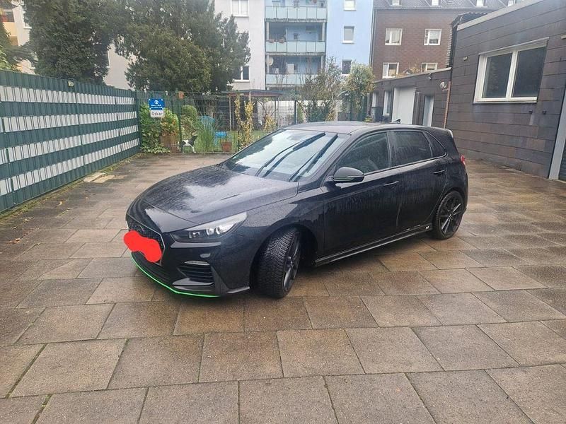 Schwarz Gebraucht 2021 Hyundai i30 N Performance Limousine | 24.499 € (Guter Preis) - Bild 1/4