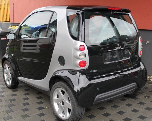 Gebraucht Smart ForTwo Coupé 61 PS (44 kW) 2001 Schwarz Coupé