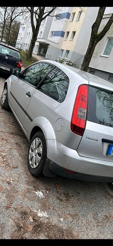 Gebraucht Ford Fiesta 80 PS (58 kW) 2005 Silber Kleinwagen