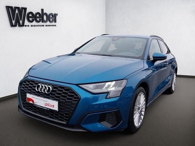 Gebraucht Audi A3 Sportback e-tron Advanced Plus 204 PS (150 kW) 2023 Atollblau metallic Kleinwagen