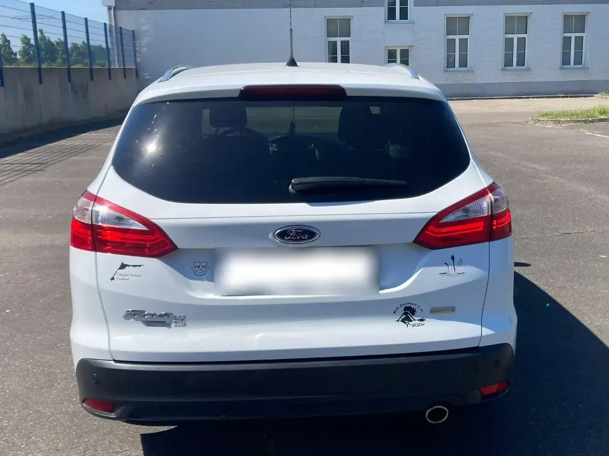 Gebraucht Ford Focus Titanium 150 PS (110 kW) 2014 Weiß Kombi