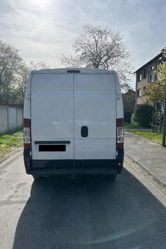 Gebraucht Peugeot Boxer 120 PS (88 kW) 2008 Weiß Van