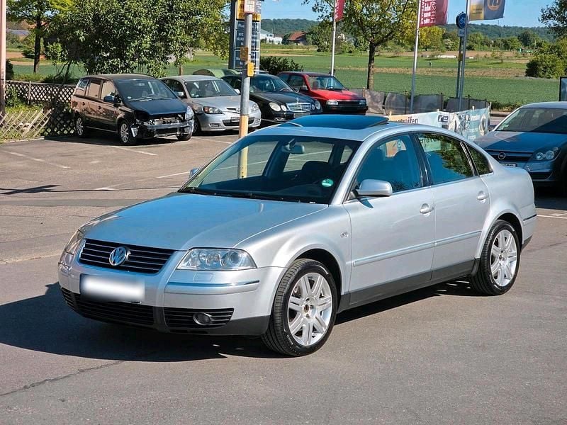 Usata VW Passat 150 CV (110 kW) 2003 Argento Berlina
