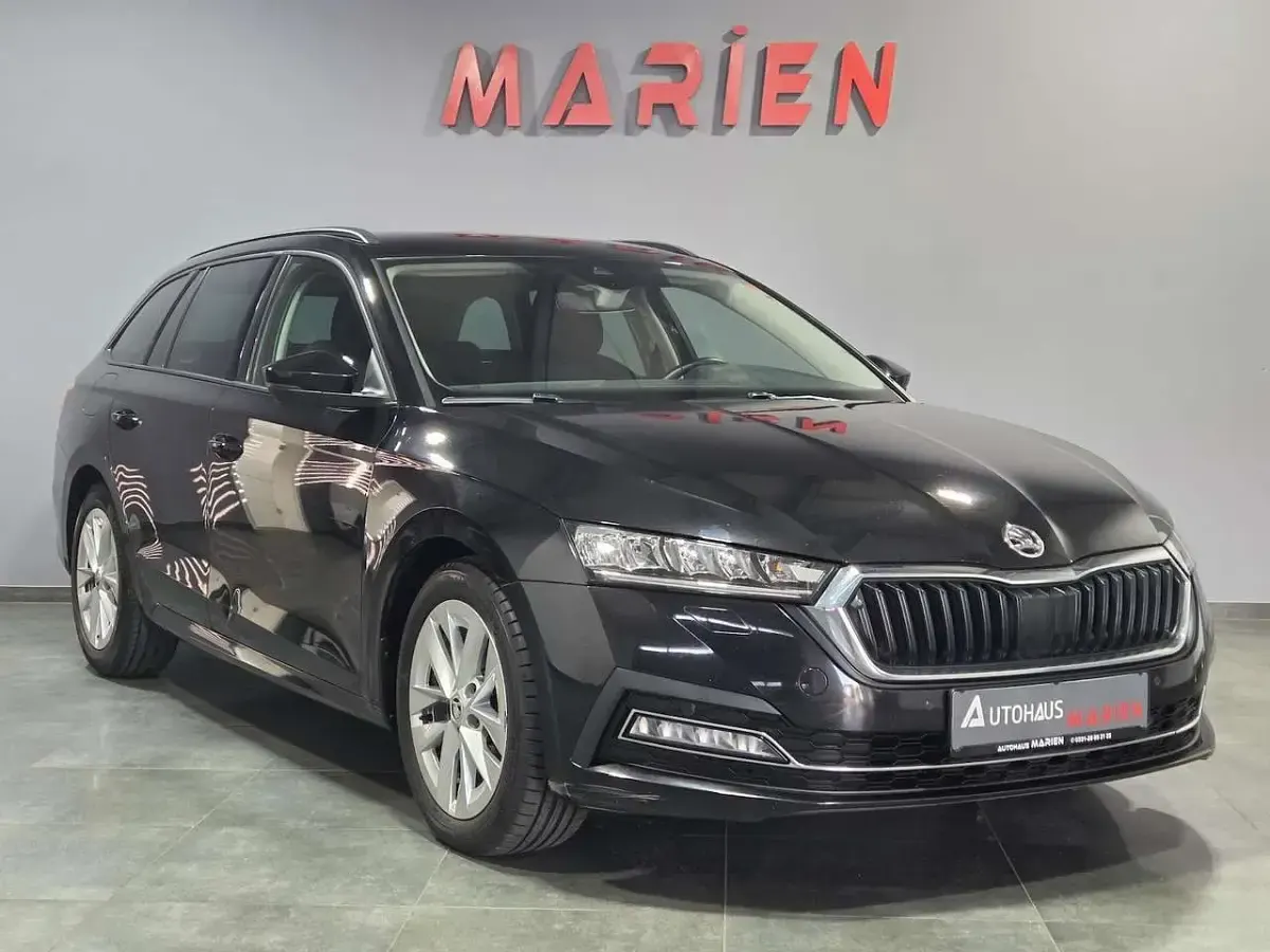 Usata Skoda Octavia 116 CV (85 kW) 2020 Nero Station wagon