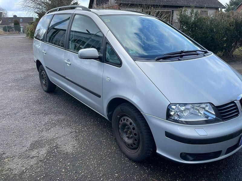 Gebraucht Seat Alhambra 116 PS (85 kW) 2004 Silber Van / Kleinbus
