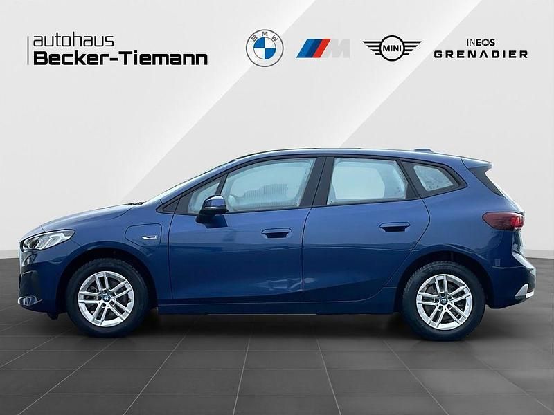 Gebraucht BMW 225 Active Tourer Sport Line 245 PS (180 kW) 2022 Phytonicblau Van / Kleinbus