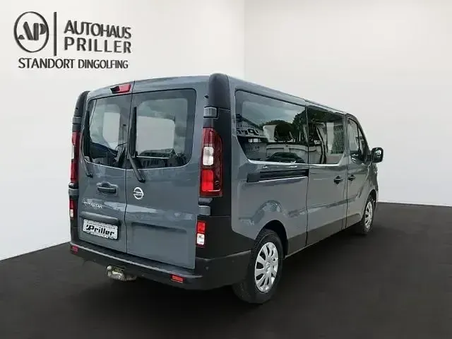 Gebraucht Nissan Primastar Acenta 170 PS (125 kW) 2022 Grau Van / Kleinbus