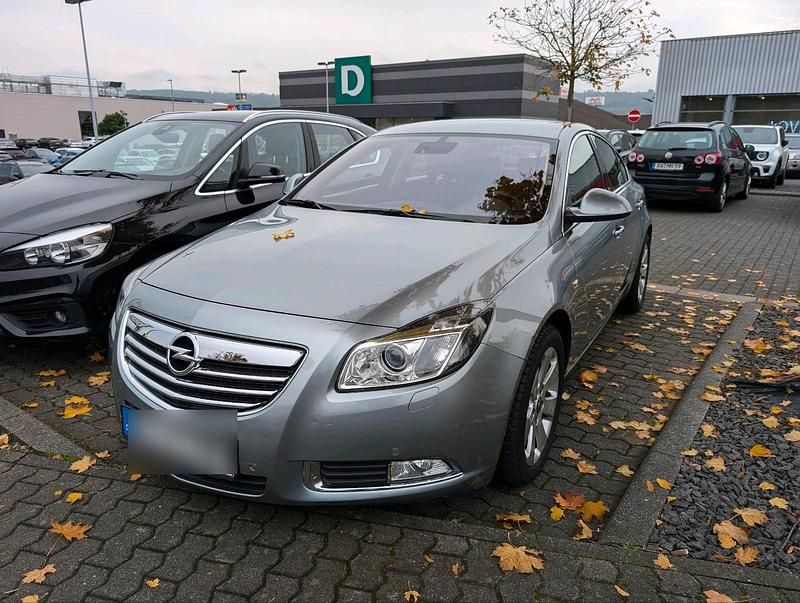 Silber Gebraucht 2012 Opel Insignia Limousine | 7.000 € (Teuer) - Bild 1/4