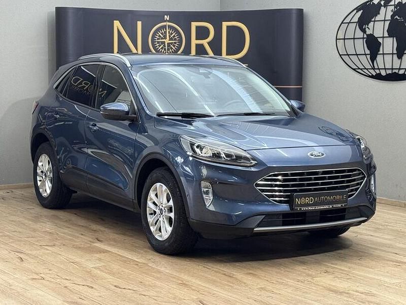 Gebraucht Ford Kuga Titanium 190 PS (139 kW) 2022 Chromablau metallic (metallic) SUV