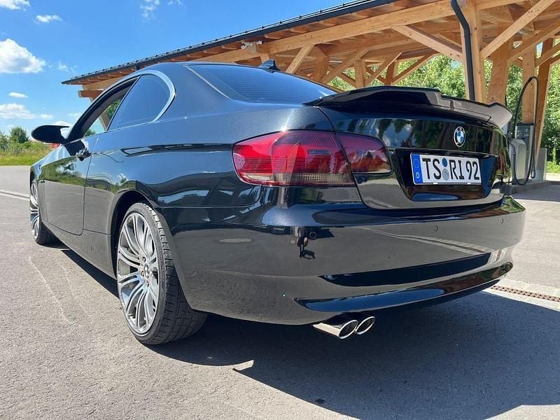 Schwarz Gebraucht 2006 BMW 325 M Sport Coupé | 8.700 € (Guter Preis) - Bild 1/4