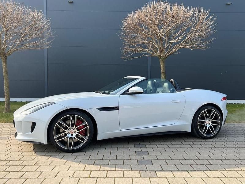 Gebraucht Jaguar F-Type R 551 PS (405 kW) 2017 Weiß Cabrio