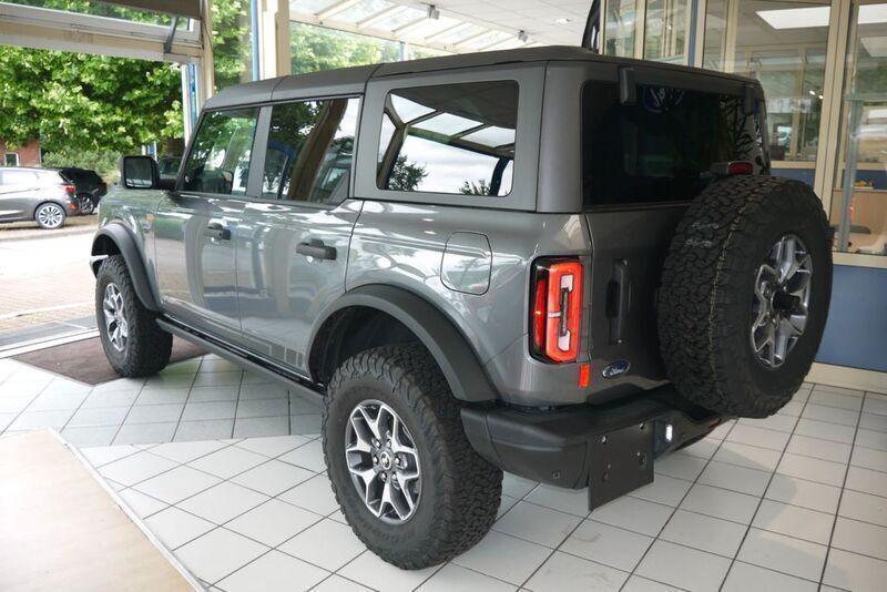Second-hand Ford Bronco 334 CP (245 kW) 2024 Gri SUV