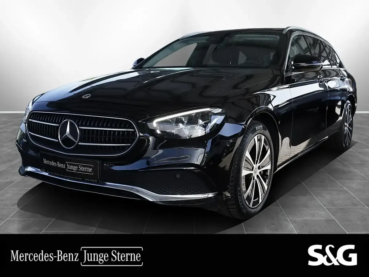 Gebraucht Mercedes E300 Avantgarde 306 PS (225 kW) 2022 Kombi