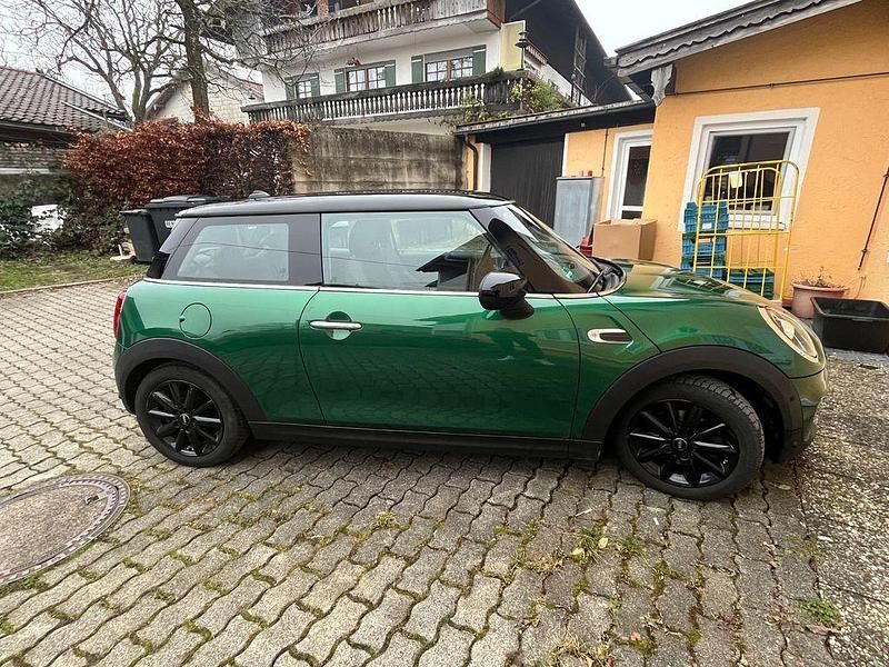 Gebraucht Mini Cooper Chili 136 PS (100 kW) 2020 Grün Kleinwagen