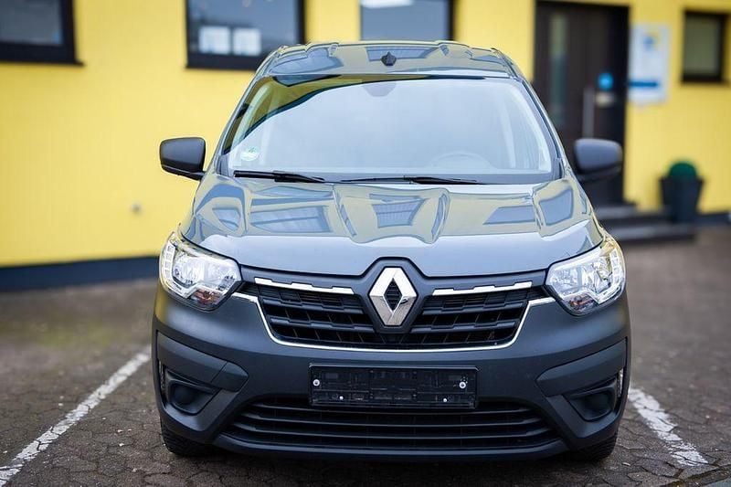 Używany Renault Express 95 KM (69 kW) 2022 Szary Minivan