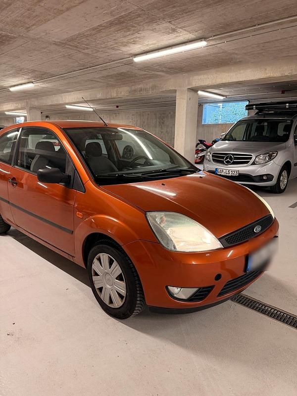 Gebraucht Ford Fiesta 70 PS (51 kW) 2003 Orange Kleinwagen