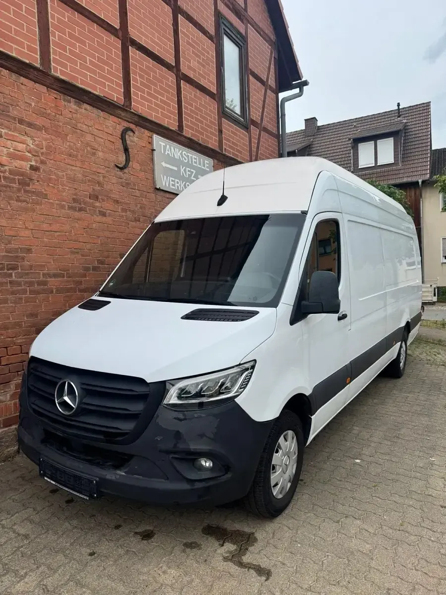 Gebraucht Mercedes Sprinter 163 PS (119 kW) 2019 Weiß Van