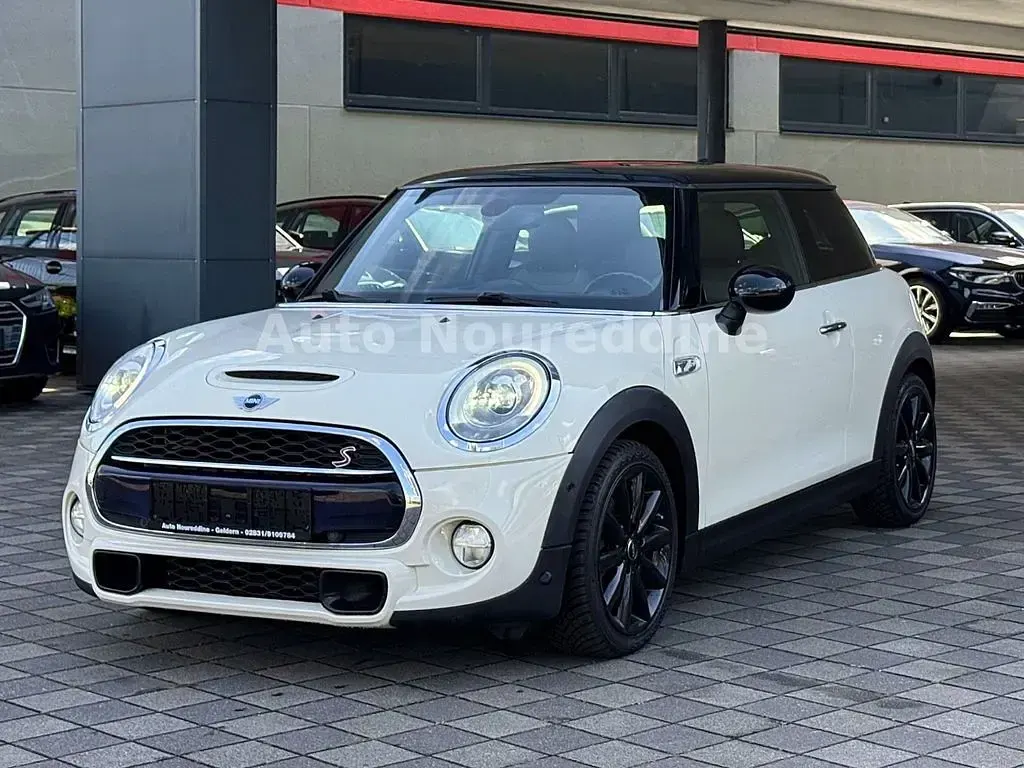 Gebraucht Mini Cooper S 192 PS (141 kW) 2015 Pepper white Kleinwagen