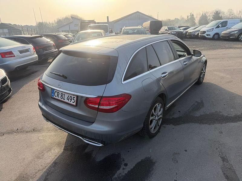 Gebraucht Mercedes C220 170 PS (125 kW) 2015 Silber Kombi