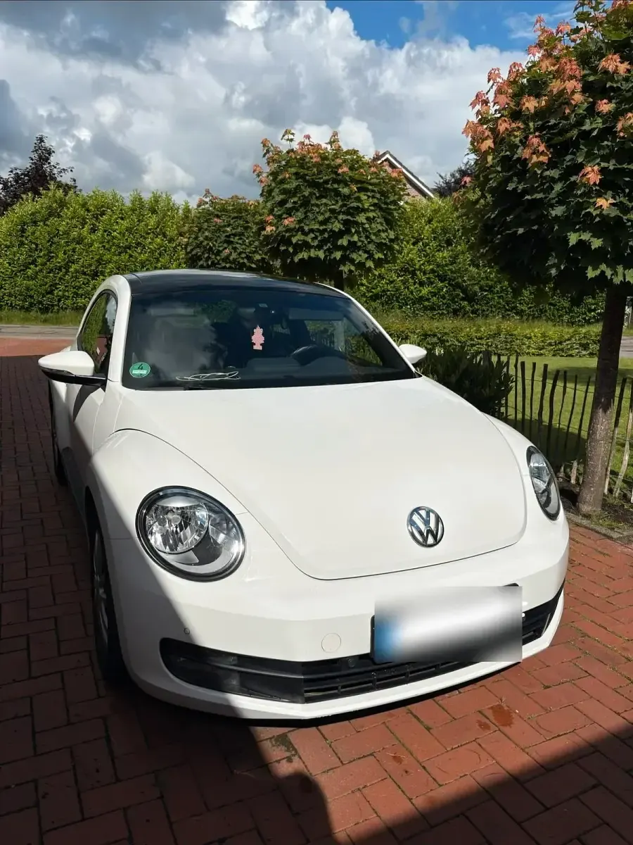 Gebraucht VW Beetle 104 PS (76 kW) 2012 Weiß Kleinwagen