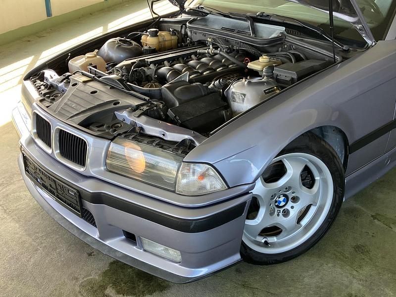 Second-hand BMW M3 286 CP (210 kW) 1994 Albastru Coupe