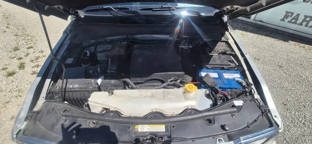 Gebraucht Jeep Cherokee Limited 177 PS (130 kW) 2010 Grau SUV