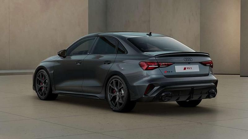 Neu Audi RS3 Sport 400 PS (294 kW) 2025 Daytonagrau perleffekt Limousine