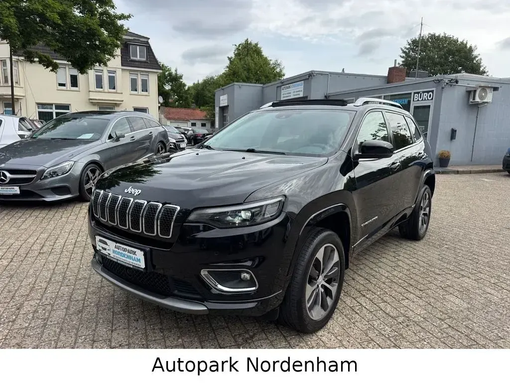 Gebraucht Jeep Cherokee Overland 194 PS (142 kW) 2021 Schwarz SUV