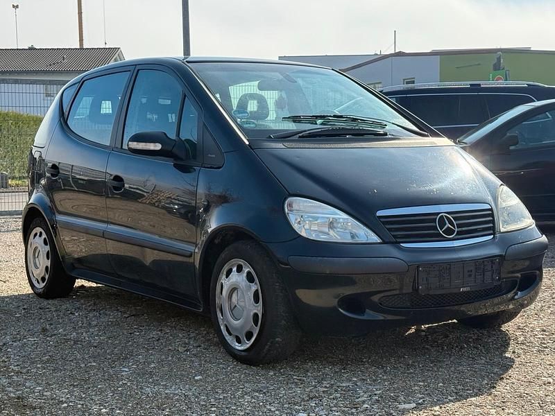 Schwarz Gebraucht 2004 Mercedes A140 Kleinwagen | 1.980 € - Bild 1/4