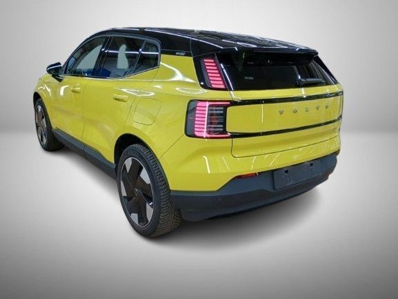 Gebraucht Volvo EX30 Plus 200 kW (272 PS) 2024 Moss yellow SUV