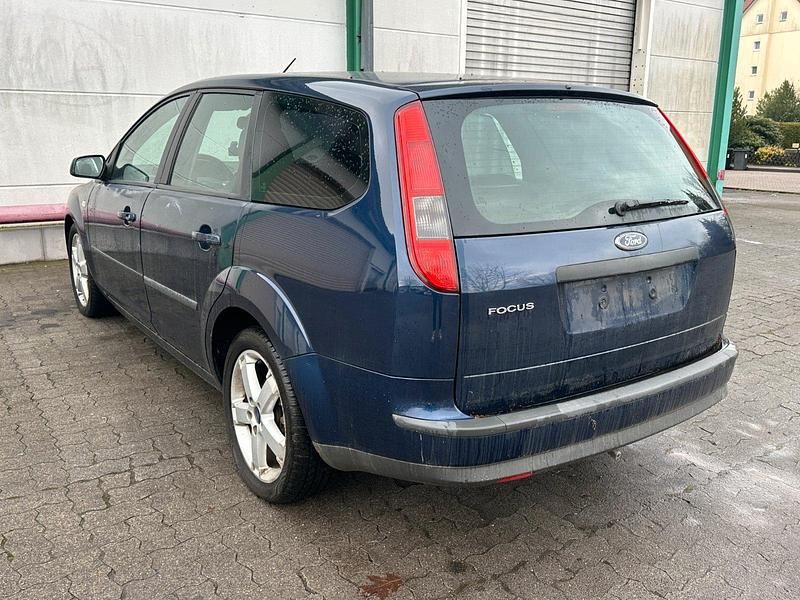 Gebraucht Ford Focus 116 PS (85 kW) 2006 Blau Kombi