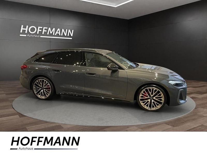 Gebraucht Audi A5 S-Line 204 PS (150 kW) 2025 Grau Kombi