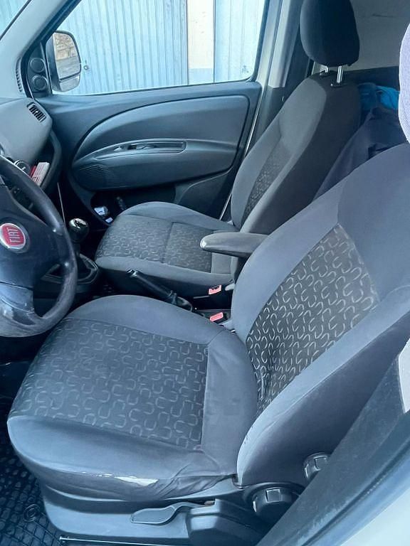 Gebraucht Fiat Doblò 101 PS (74 kW) 2013 Weiß Van / Kleinbus