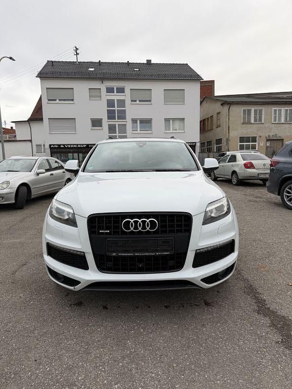 Weiß Gebraucht 2014 Audi Q7 S-Line SUV | 11.900 € (Guter Preis) - Bild 1/4