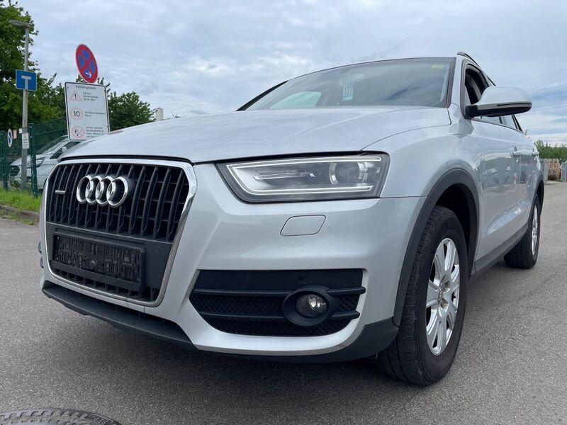 Silver metallic Gebraucht 2012 Audi Q3 Comfort SUV | 11.999 € (Fairer Preis) - Bild 1/4