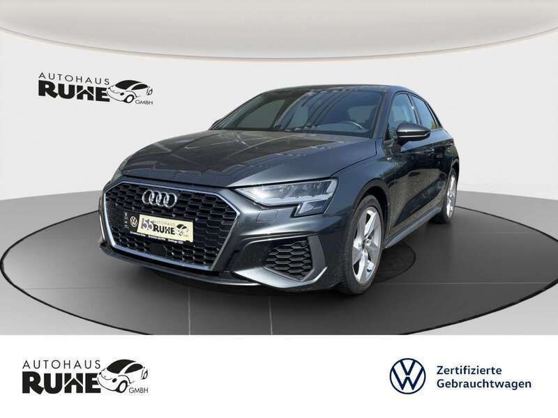 Daytonagrau perleffekt Gebraucht 2022 Audi A3 Sportback S-Line Kombi | 29.490 € (Fairer Preis) - Bild 1/4